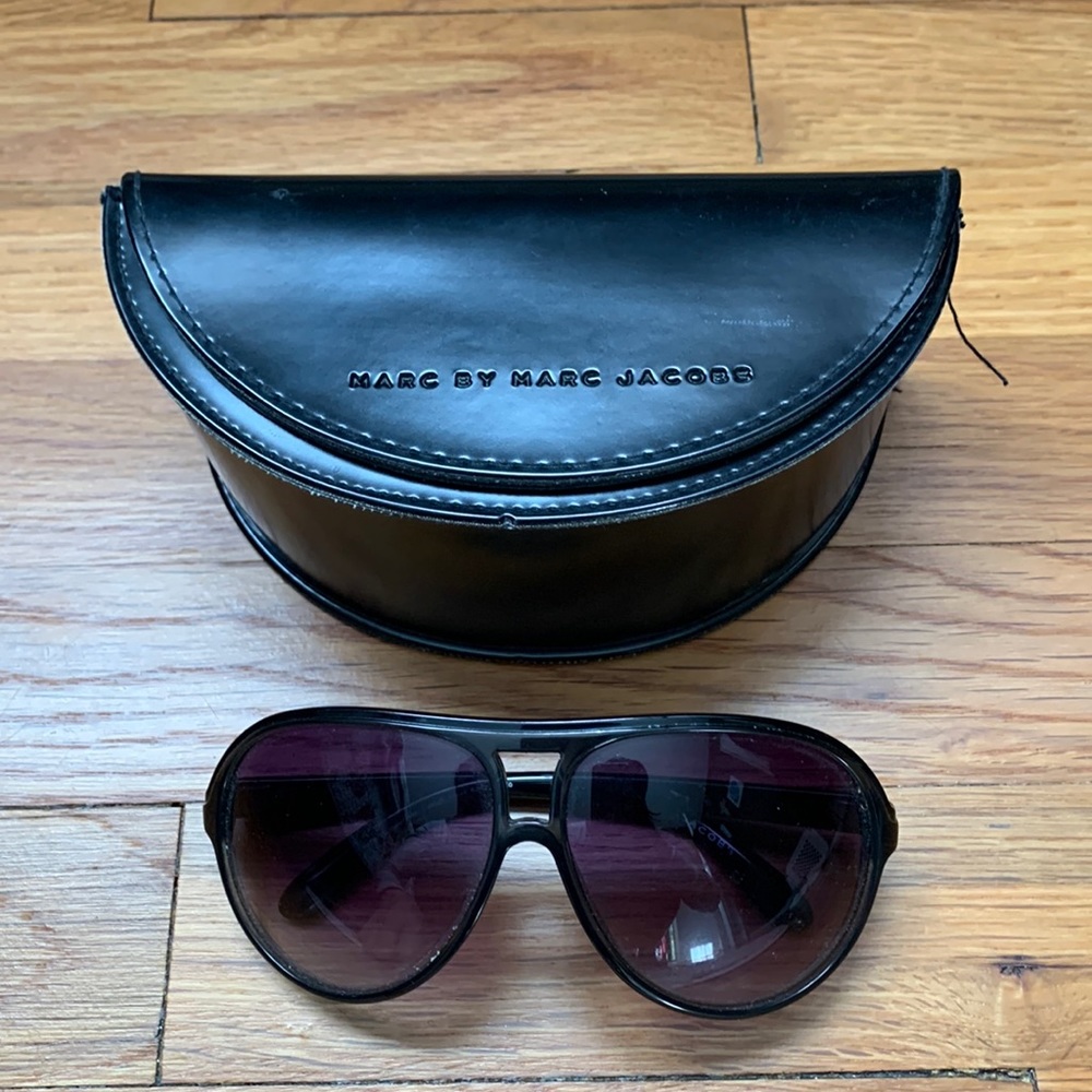 Marc Jacobs aviator sunglasses